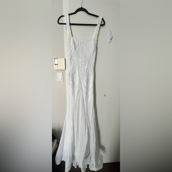 Mermaid Wedding Dress – Bella and Bloom - Picture 3 of 4